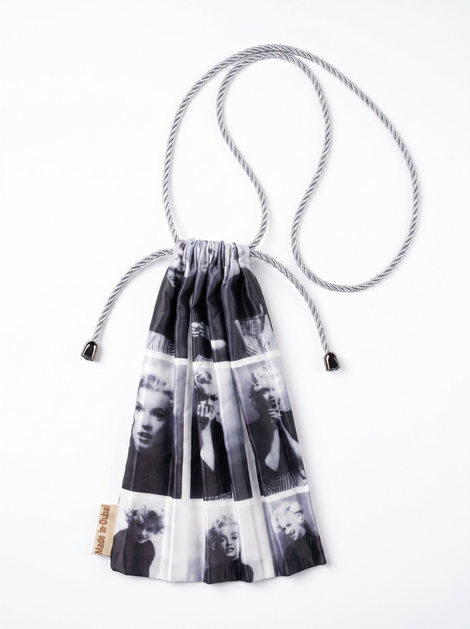 https://veline.ae/storage/photos/1/Summer Bags - E-commerce/The_Marilyn_Cross.JPG